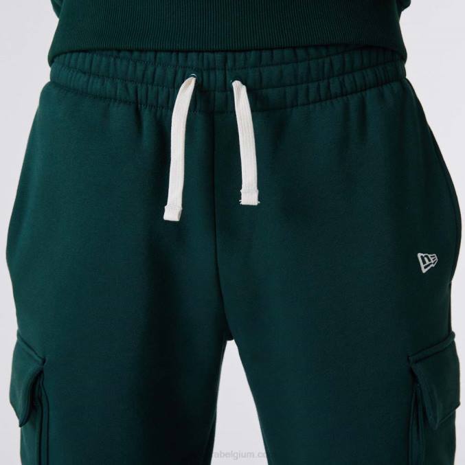 New Era Cargo donkergroene joggingbroek BT242590