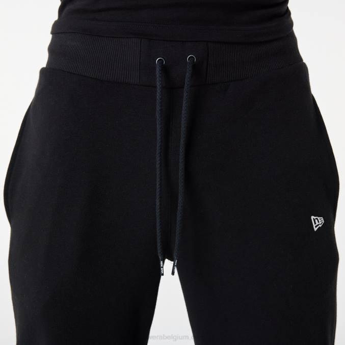 New Era zwarte essentiële joggingbroek BT242620