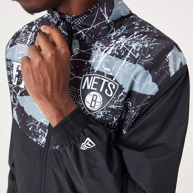 New Era Brooklyn Nets nba zwart trainingsjack met all-over print BT242560