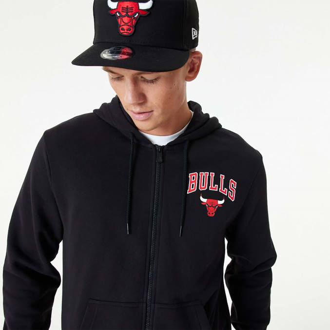 New Era chicago bulls nba essentials zwarte hoodie met volledige rits BT242680