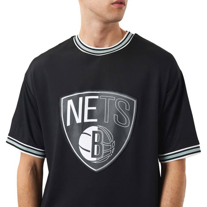 New Era Brooklyn Nets nba team logo zwart t-shirt BT242848