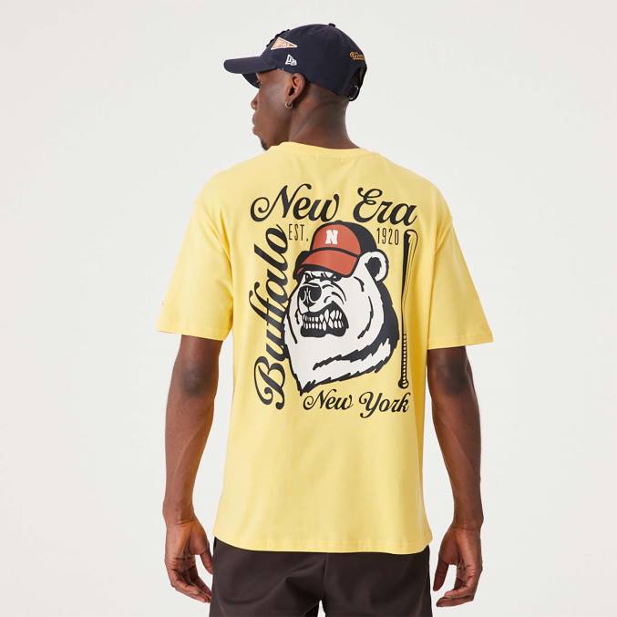 New Era Heritage Bear grafisch donkergeel oversized T-shirt BT242900
