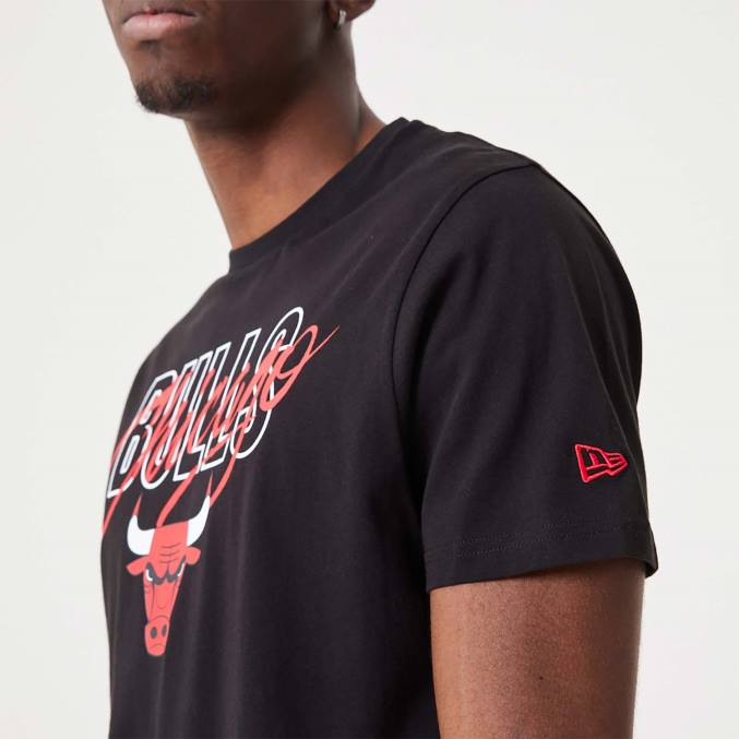 New Era chicago stieren nba script zwarte t-shirt BT243109