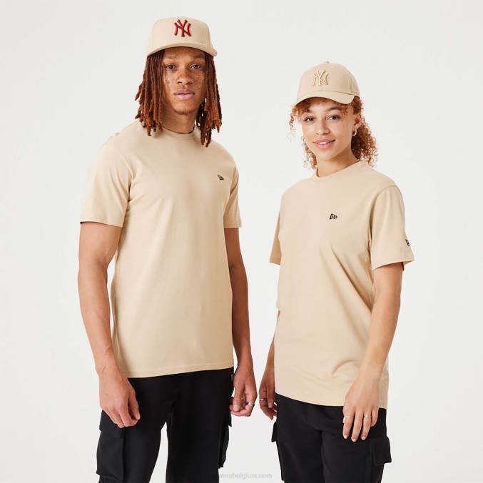 New Era essentieel lichtbeige t-shirt BT242930
