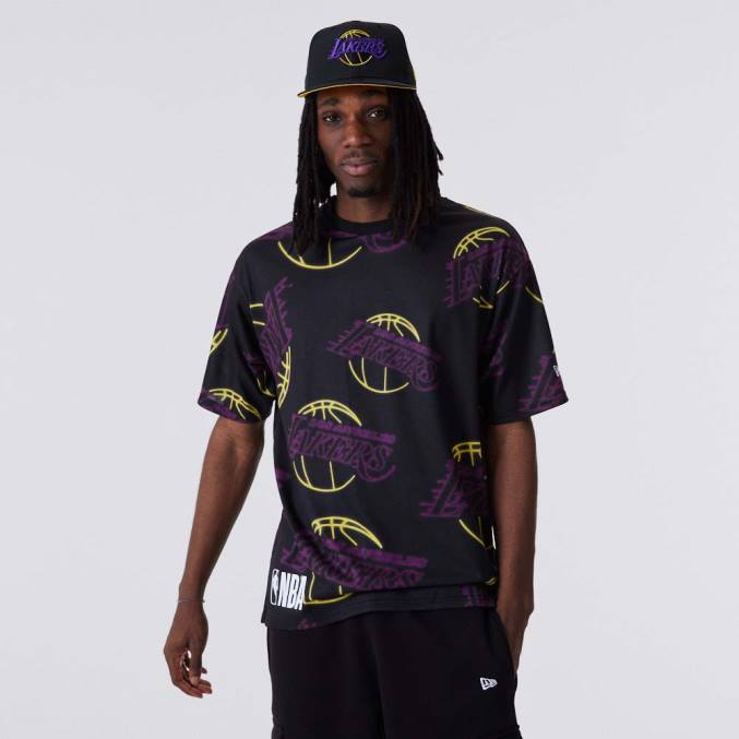New Era la lakers neon zwart t-shirt met all-over print BT242844