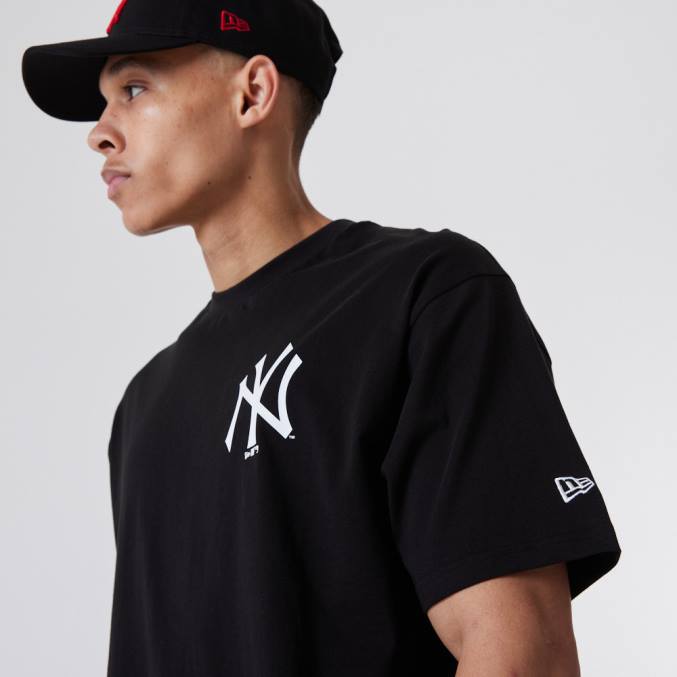 New Era new york yankees logo zwart t-shirt BT242945