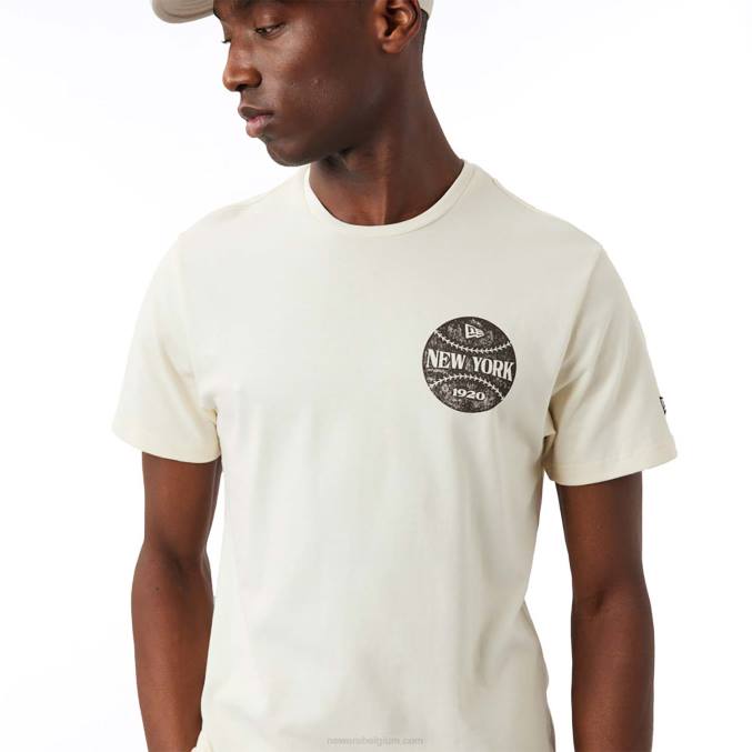 New Era off white t-shirt met balprint BT242976